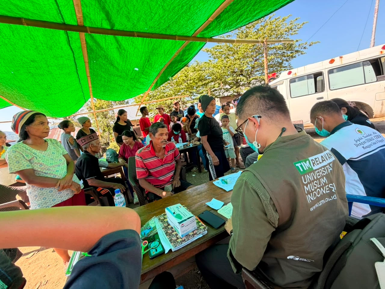FK UMI Bersama Tim Medis UMI–AMDA Jangkau Masyarakat di Manggarai, NTT