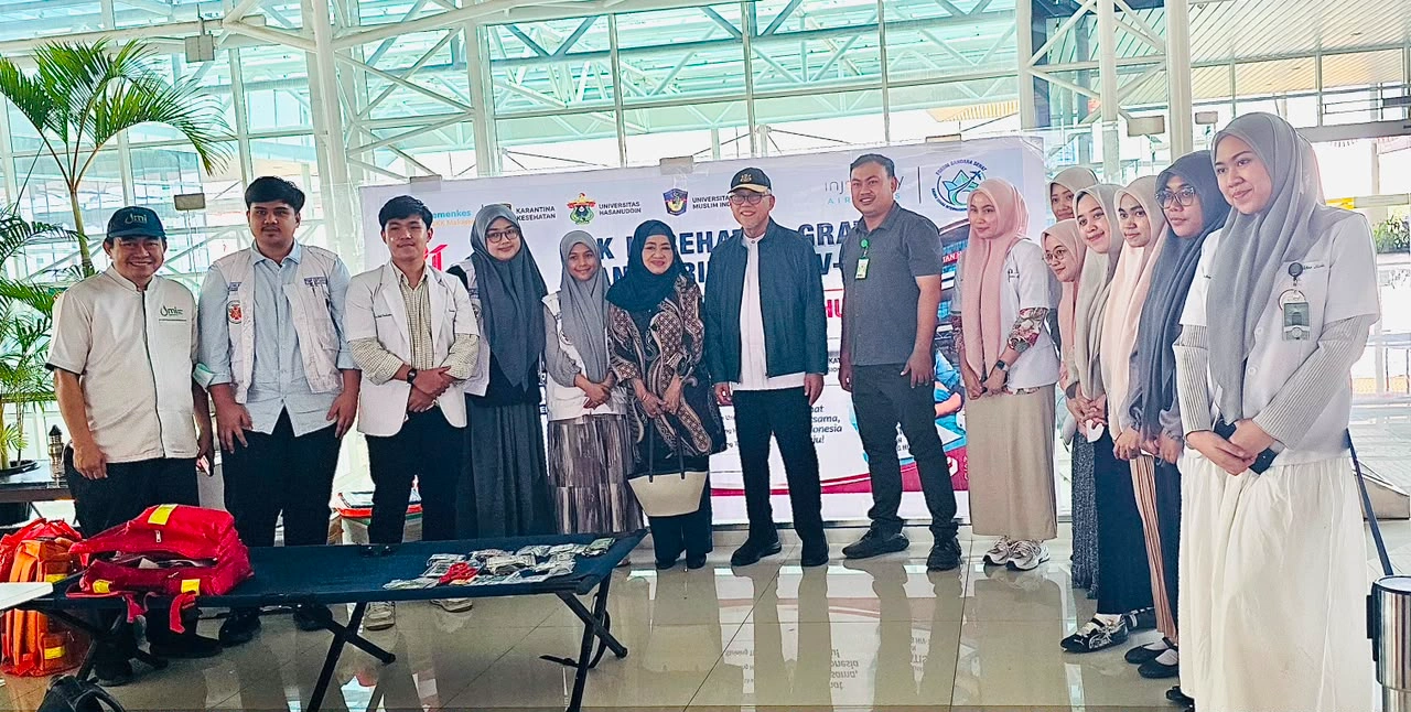 FK UMI Hadirkan Layanan Kesehatan Gratis dan Skrining HIV-TB di Bandara Sultan Hasanuddin